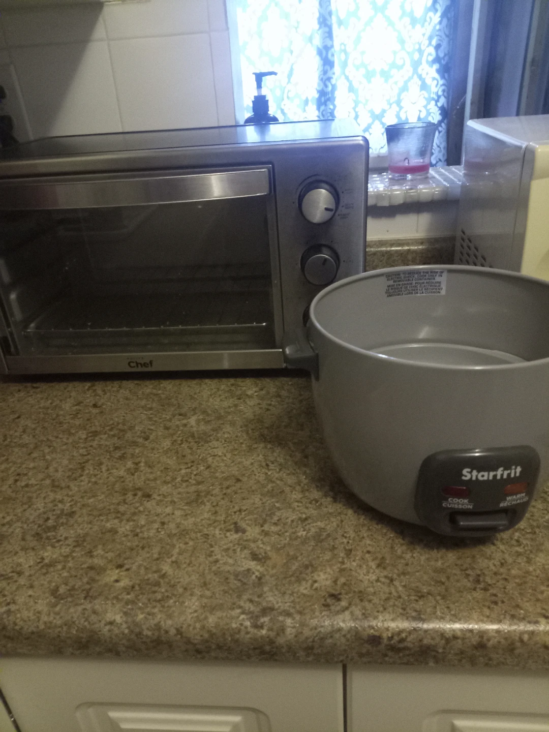 Chef Toaster Oven and Starfrit Rice Cooker Pot