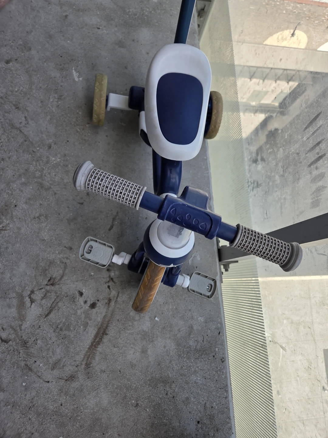Kids Tricycle with Parent Handle - photo 2