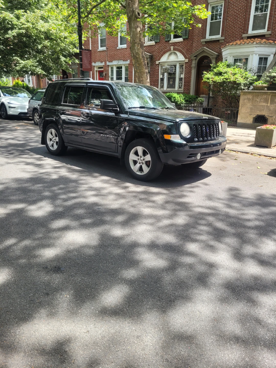 2013 jeep Patriot lattitude 4wd with auto stick