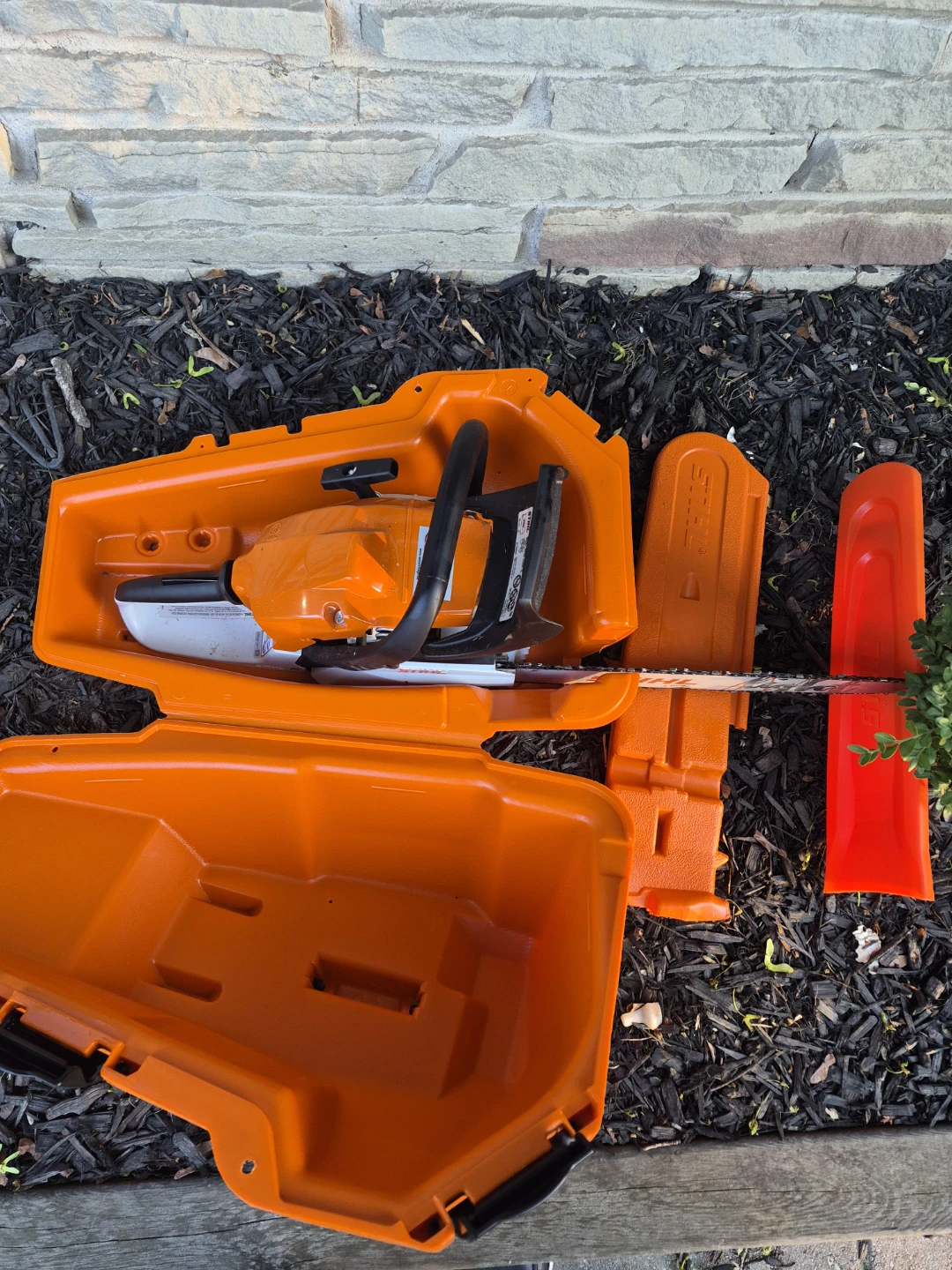 STIHL Chainsaw with Case - photo 2