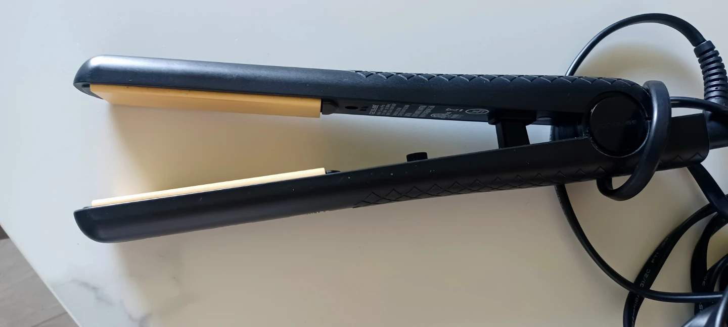 Corioliss Hair Straightener - photo 2