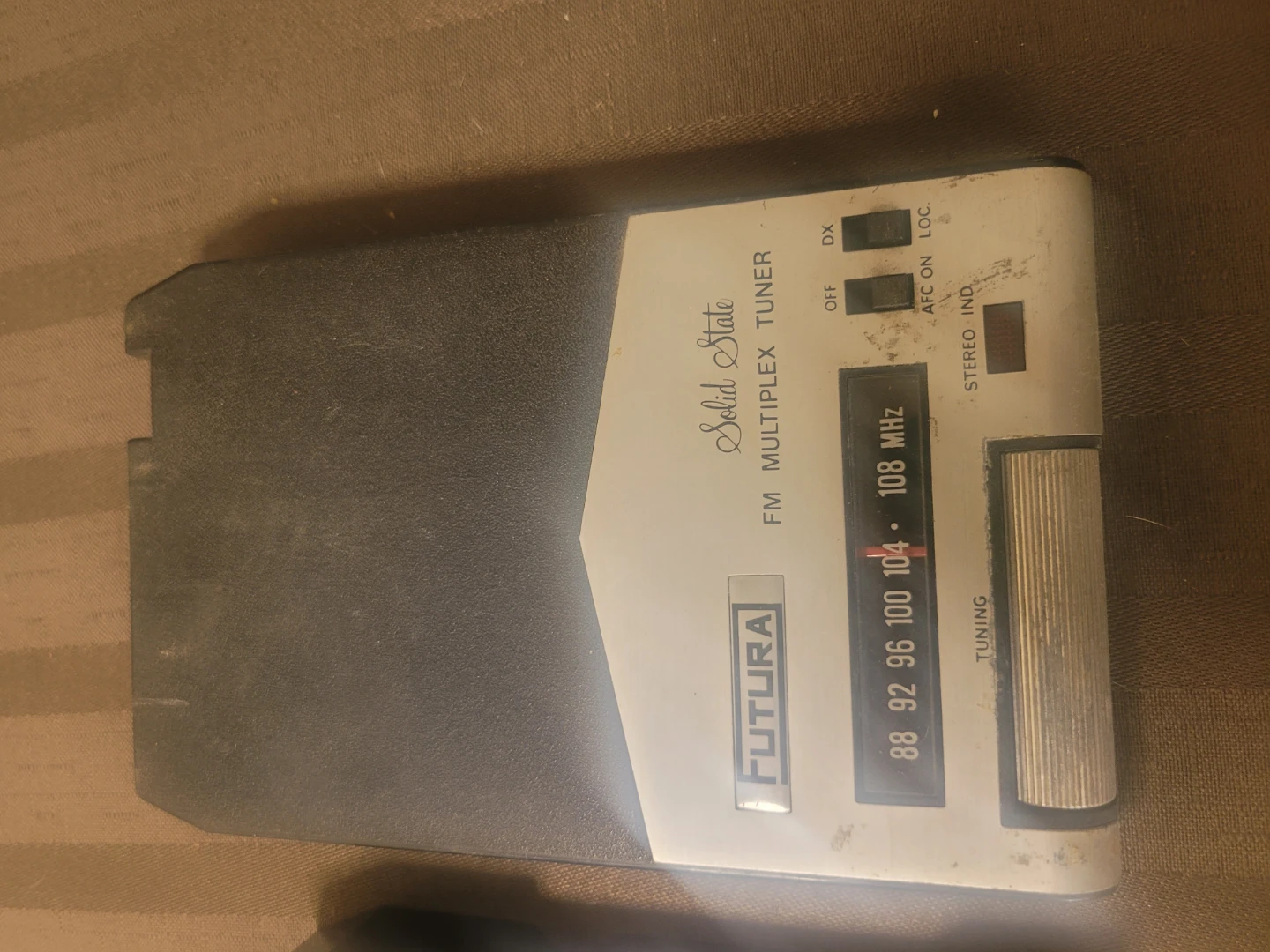 Vintage Radio 8-Track Cassette Adaptor Bundle - photo 2