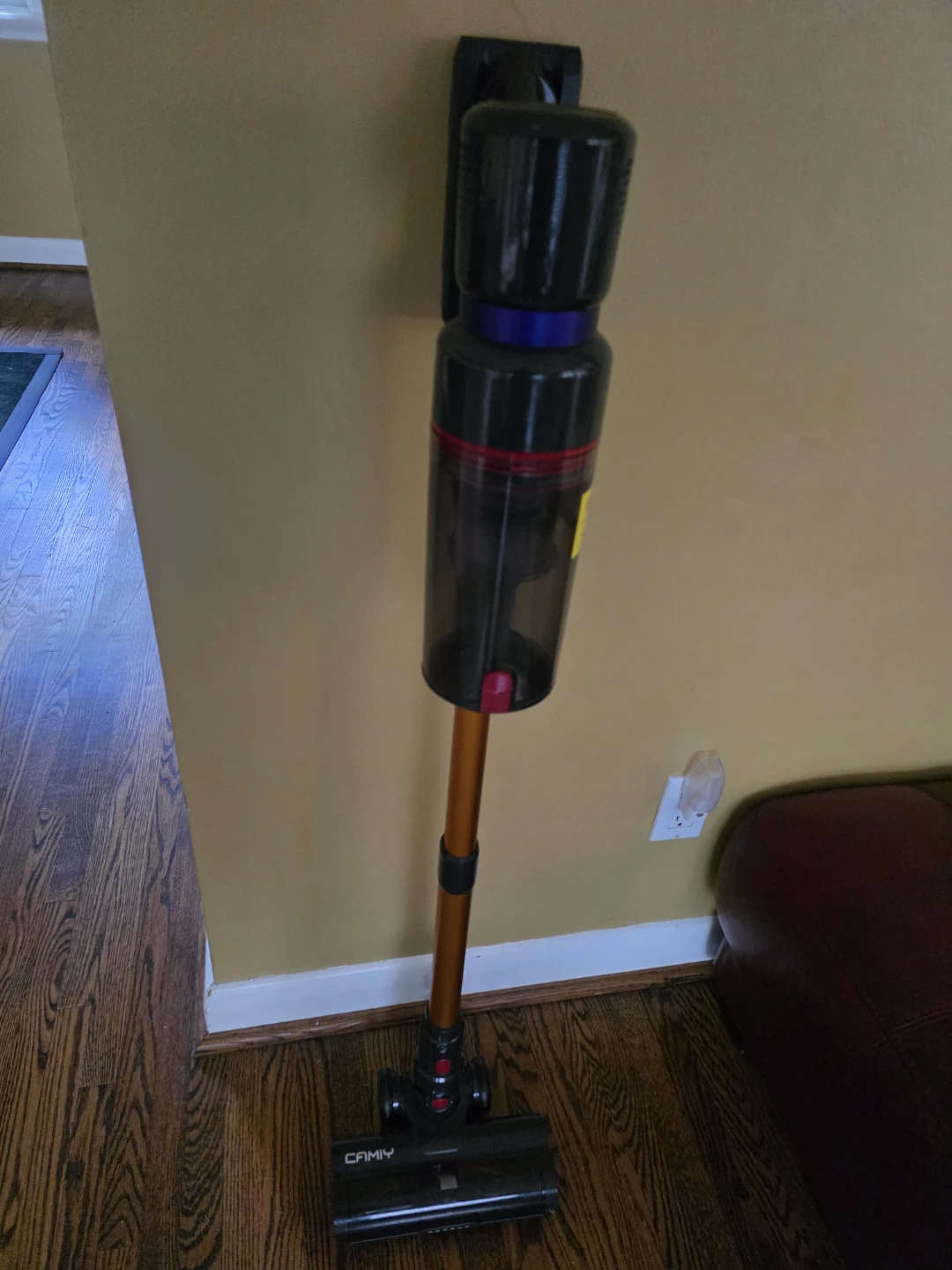 CAMIY Cordless Stick Vacuum Cleaner (Great Condition)
