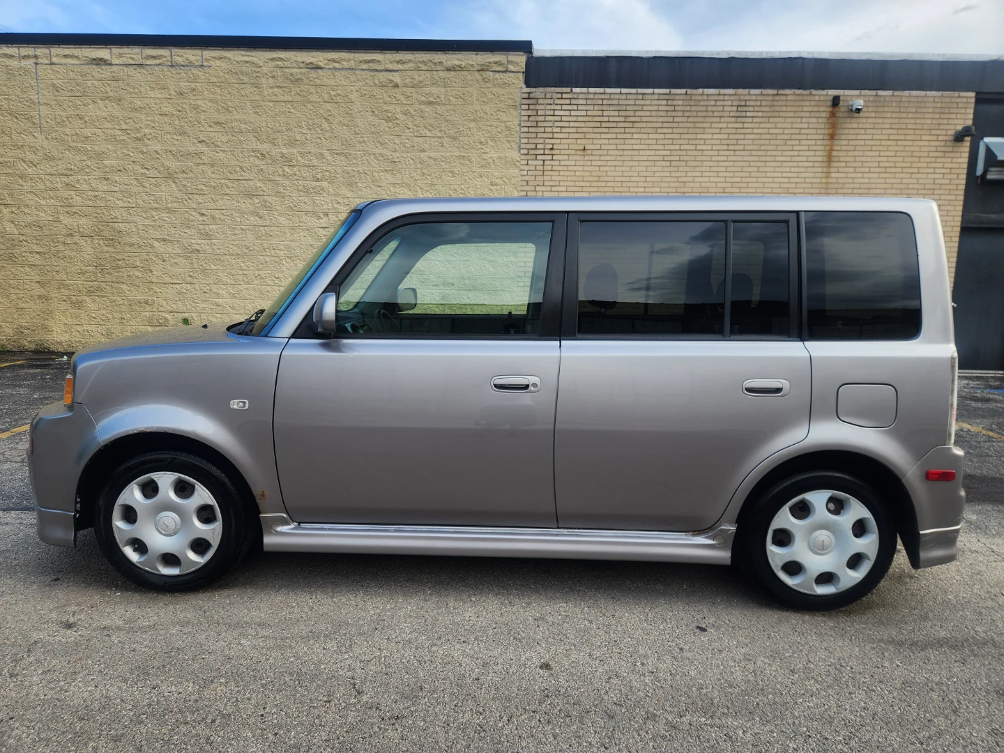2005 Scion Xb
