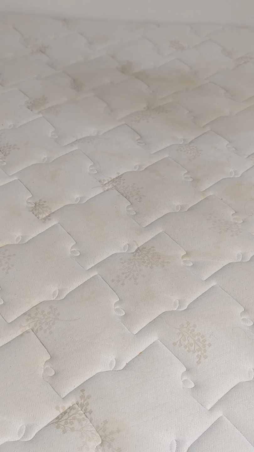 White Mattress Double with box spring - photo 3