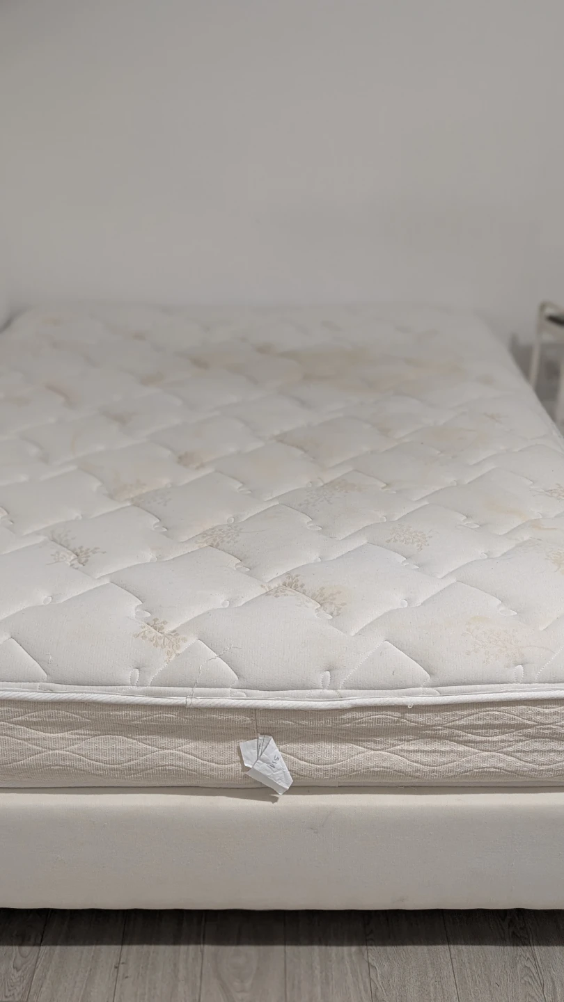 White Mattress Double with box spring - photo 4