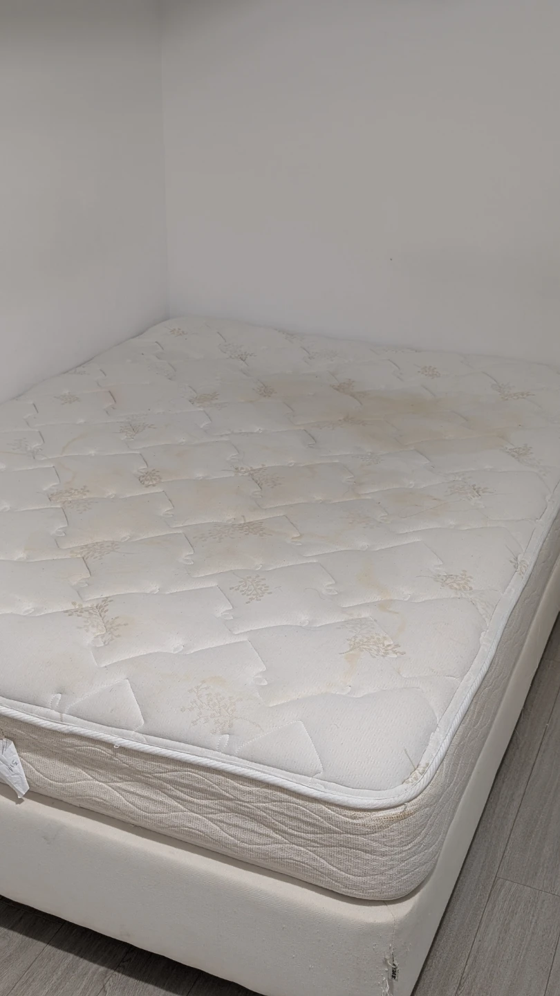 White Mattress Double with box spring - photo 5