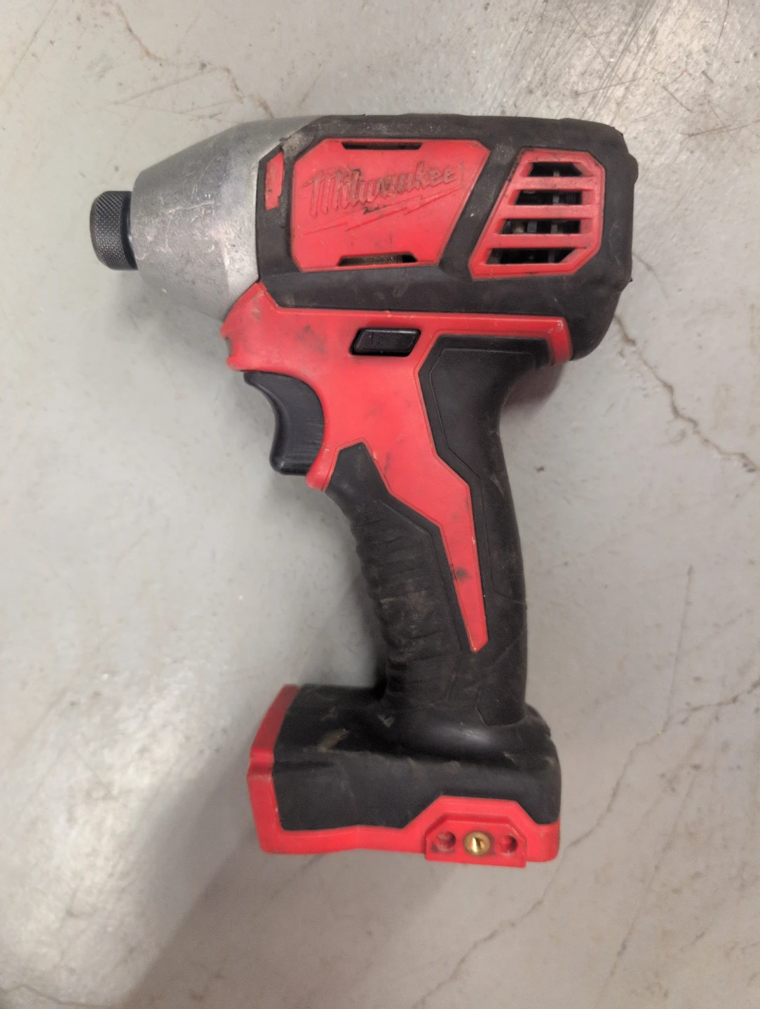 Milwaukee Impact Driver - photo 2