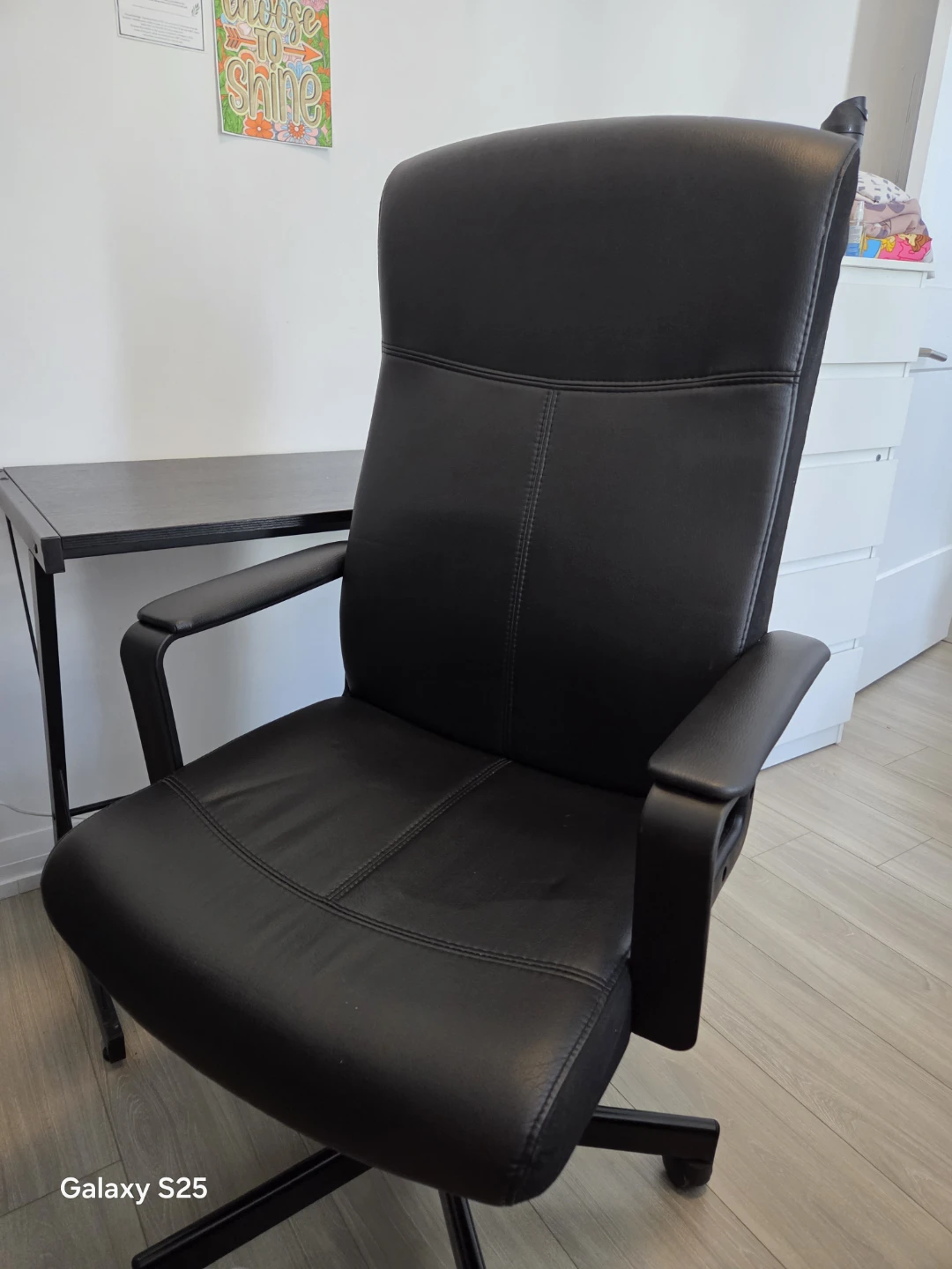 Black Office Chair - photo 2