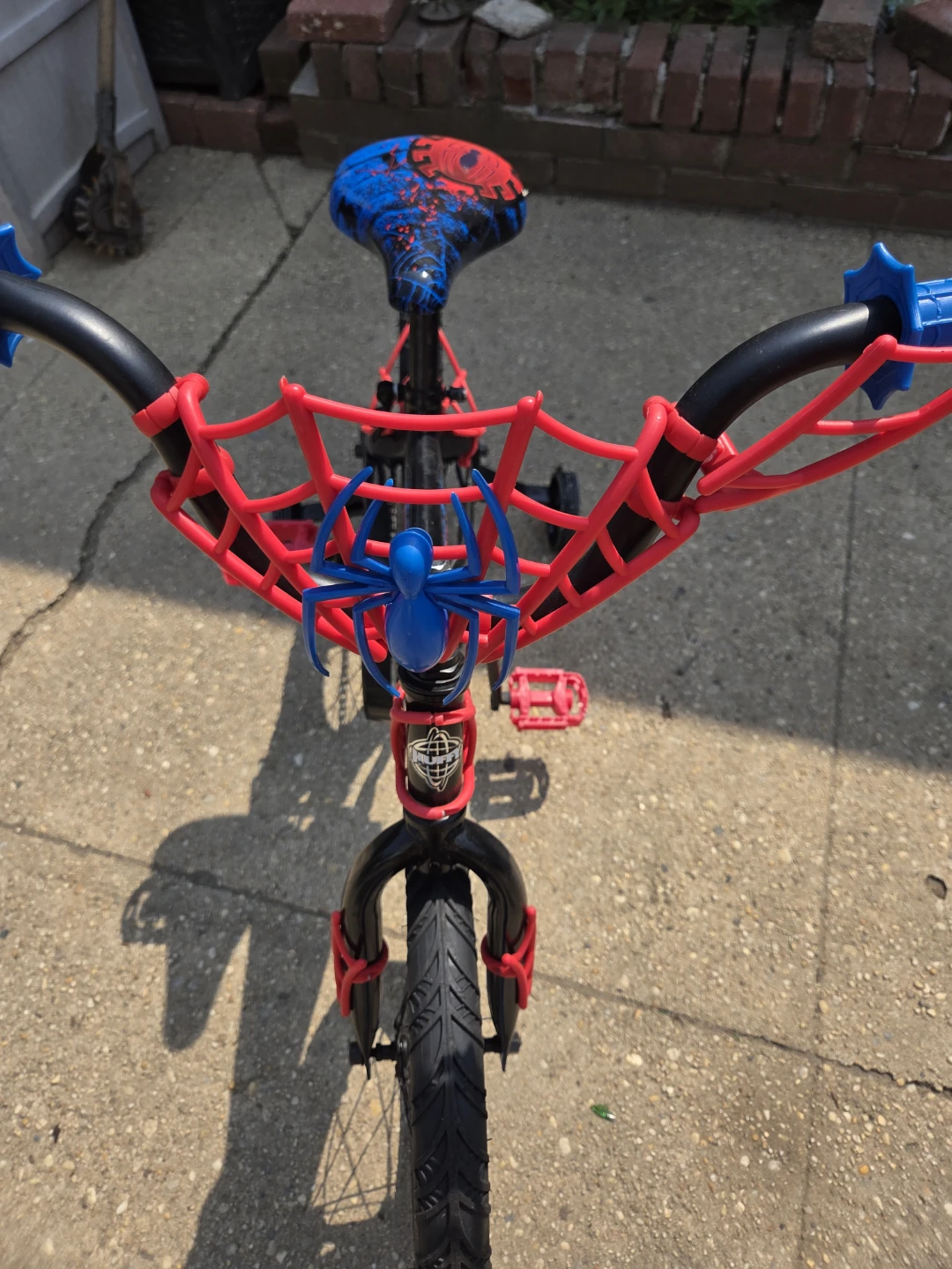 Kids Bicycle with Spider-Man Theme - photo 3