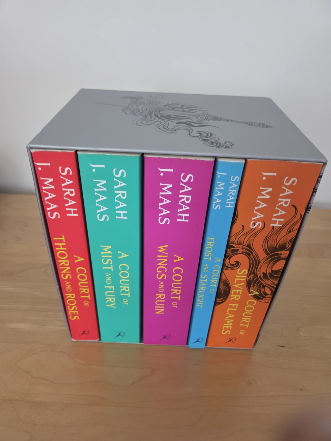 A Court of Thorns and Roses Box Set by Sarah J. Maas - photo 2