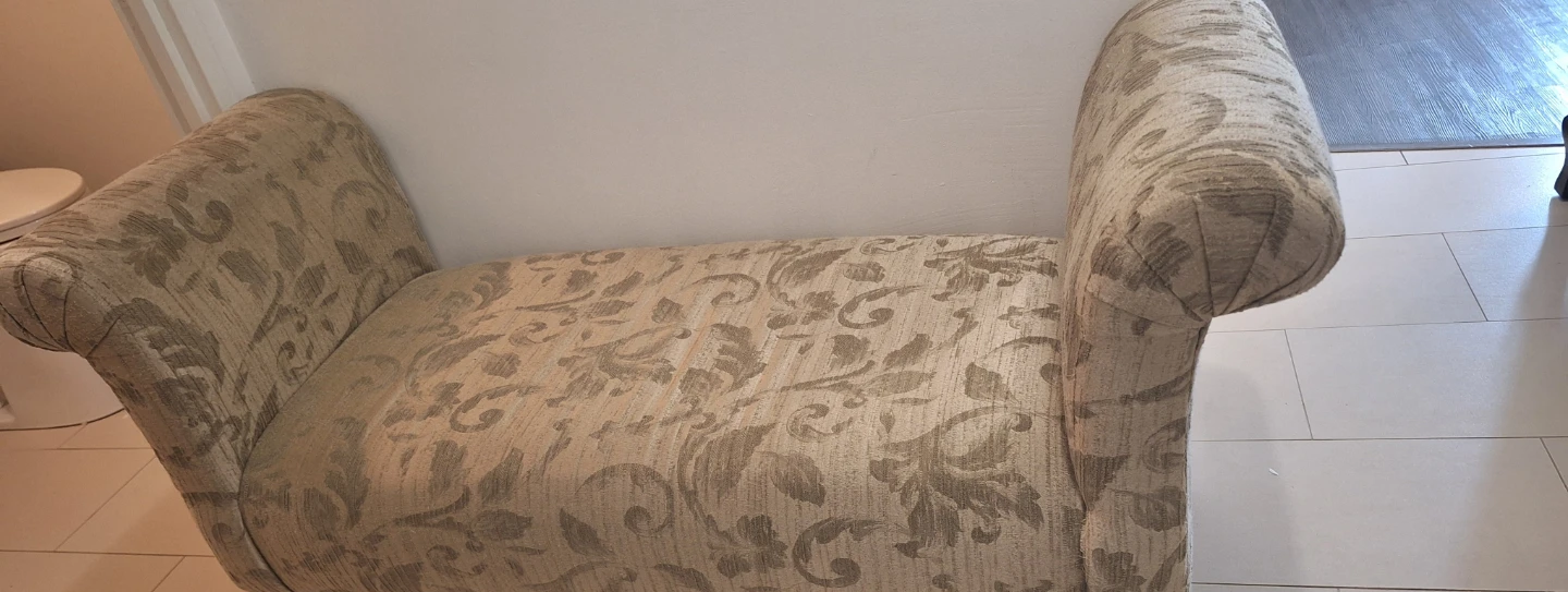 Floral Upholstered Bench - photo 2
