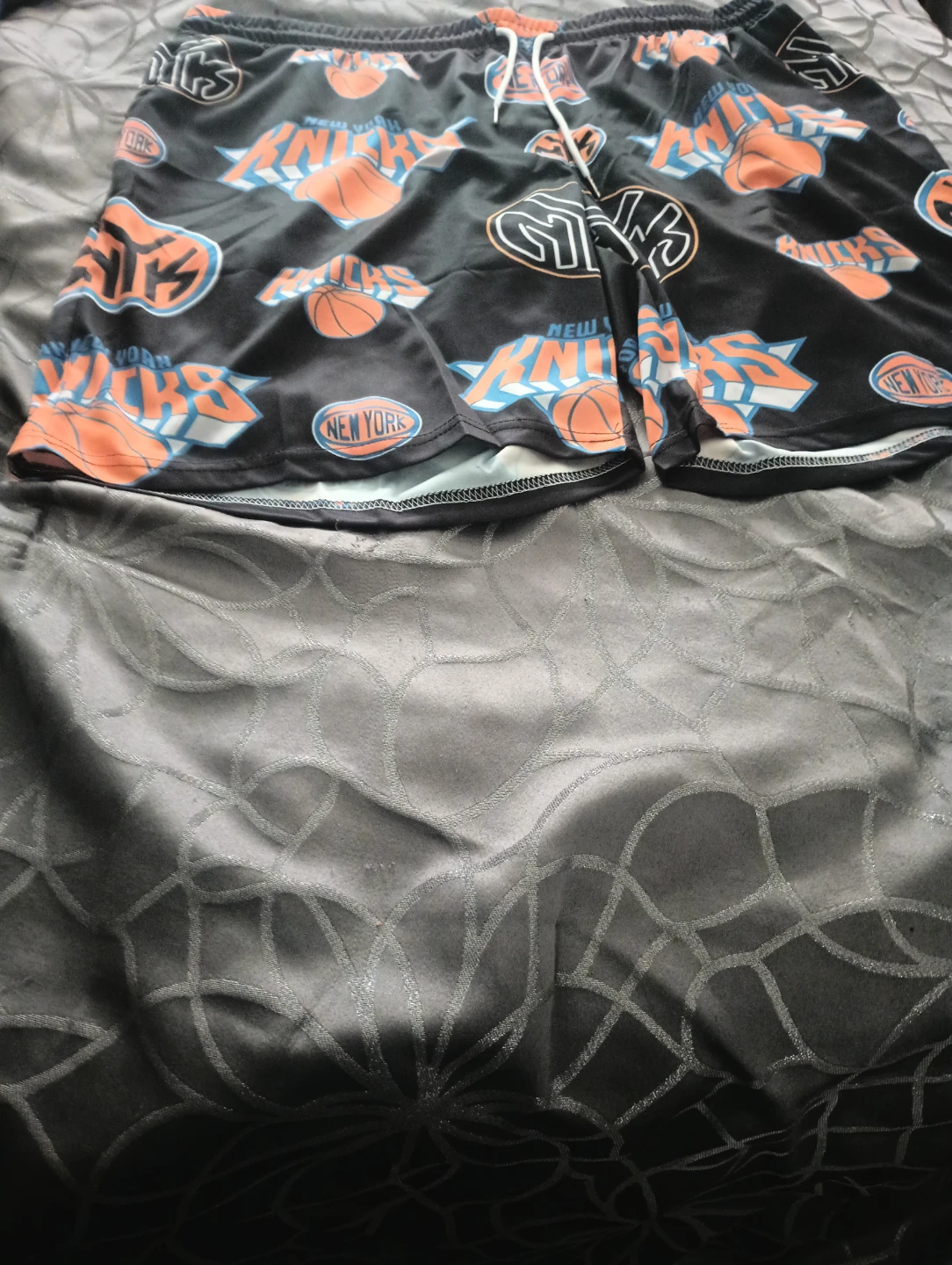 New York Knicks Basketball Shorts and T-Shirt Set - photo 5