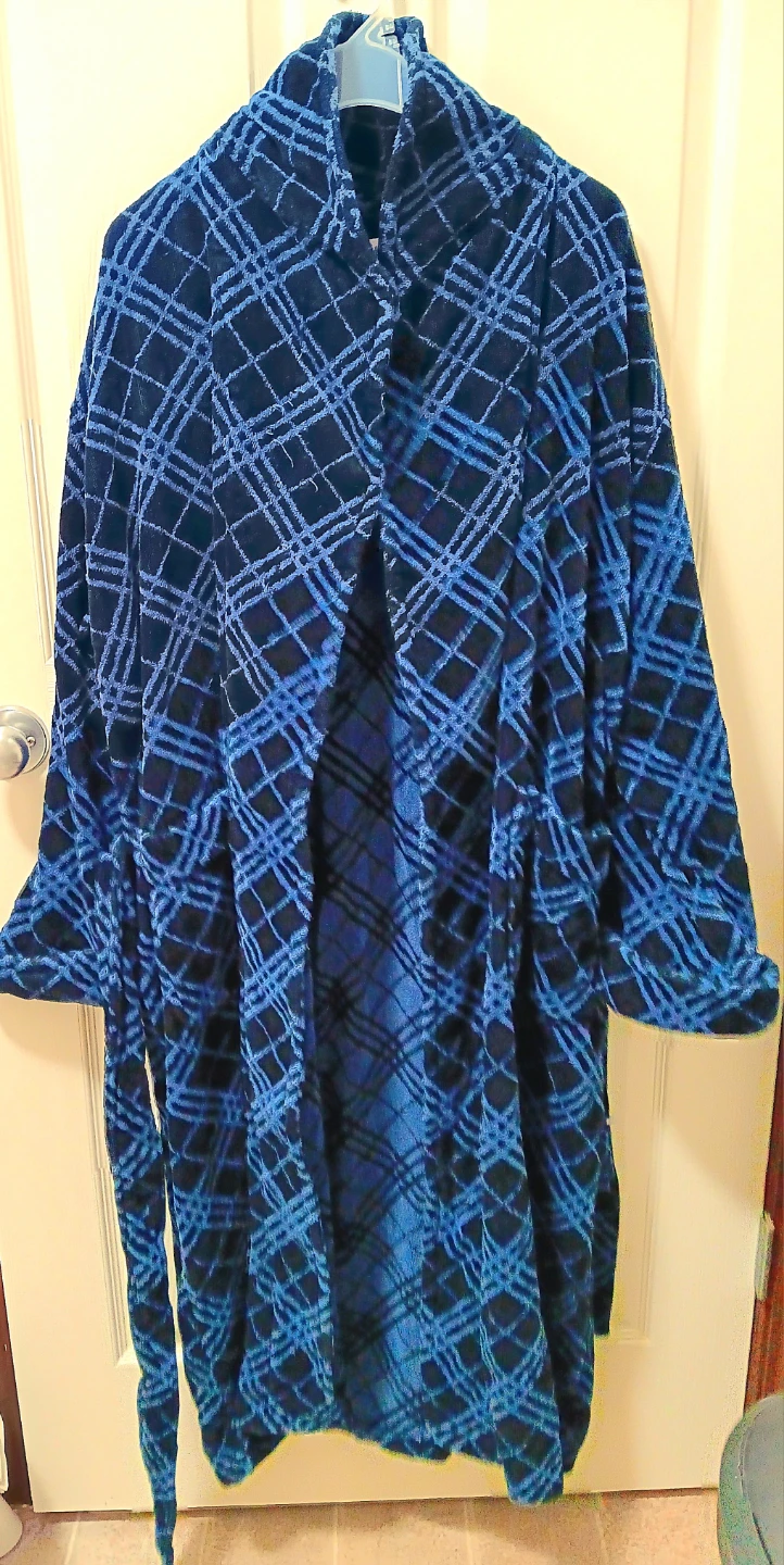 👘Cherokee Bathrobe - Size Large👘