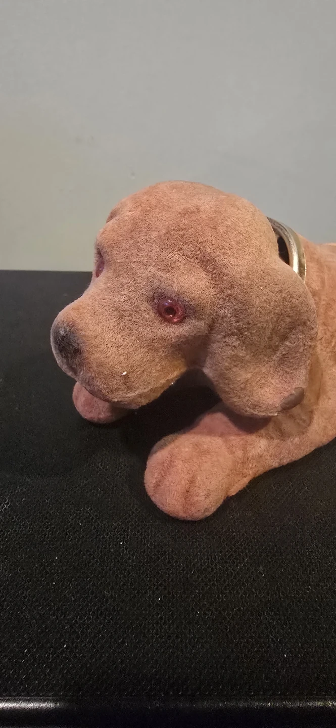 Velvet Dog Figurine - photo 3