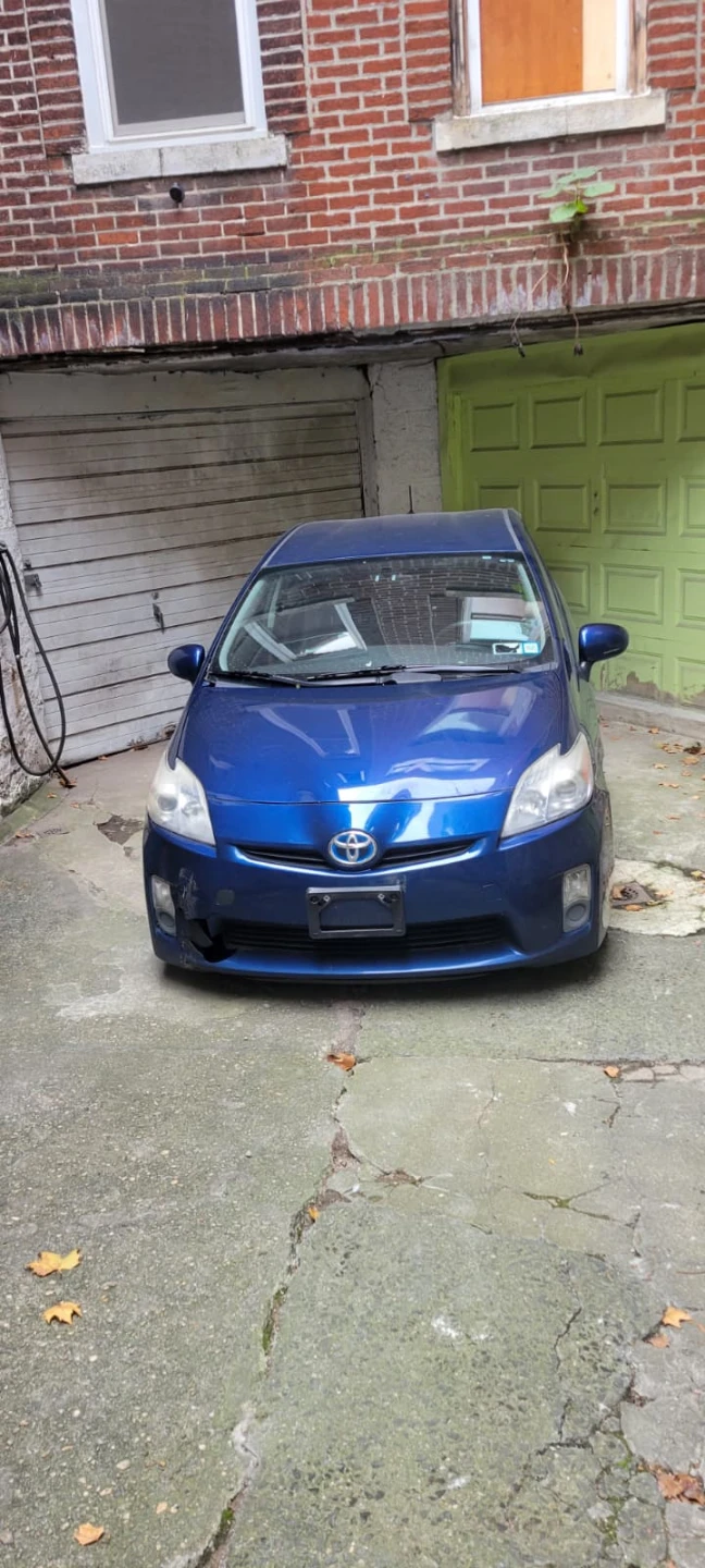 Blue Toyota Prius Hybrid