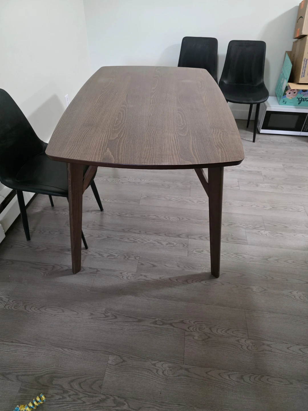 Table and 4 chairs