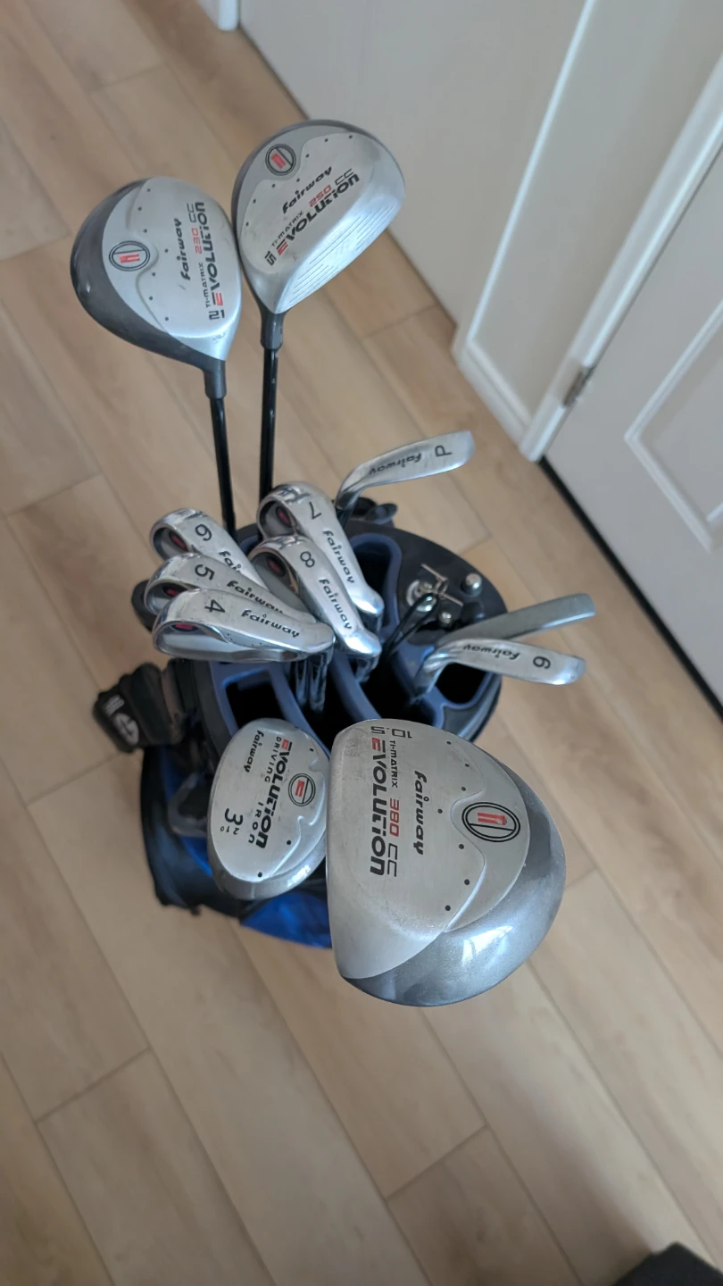 Fairway Golf Club Set with SOE Sports Bag - photo 2