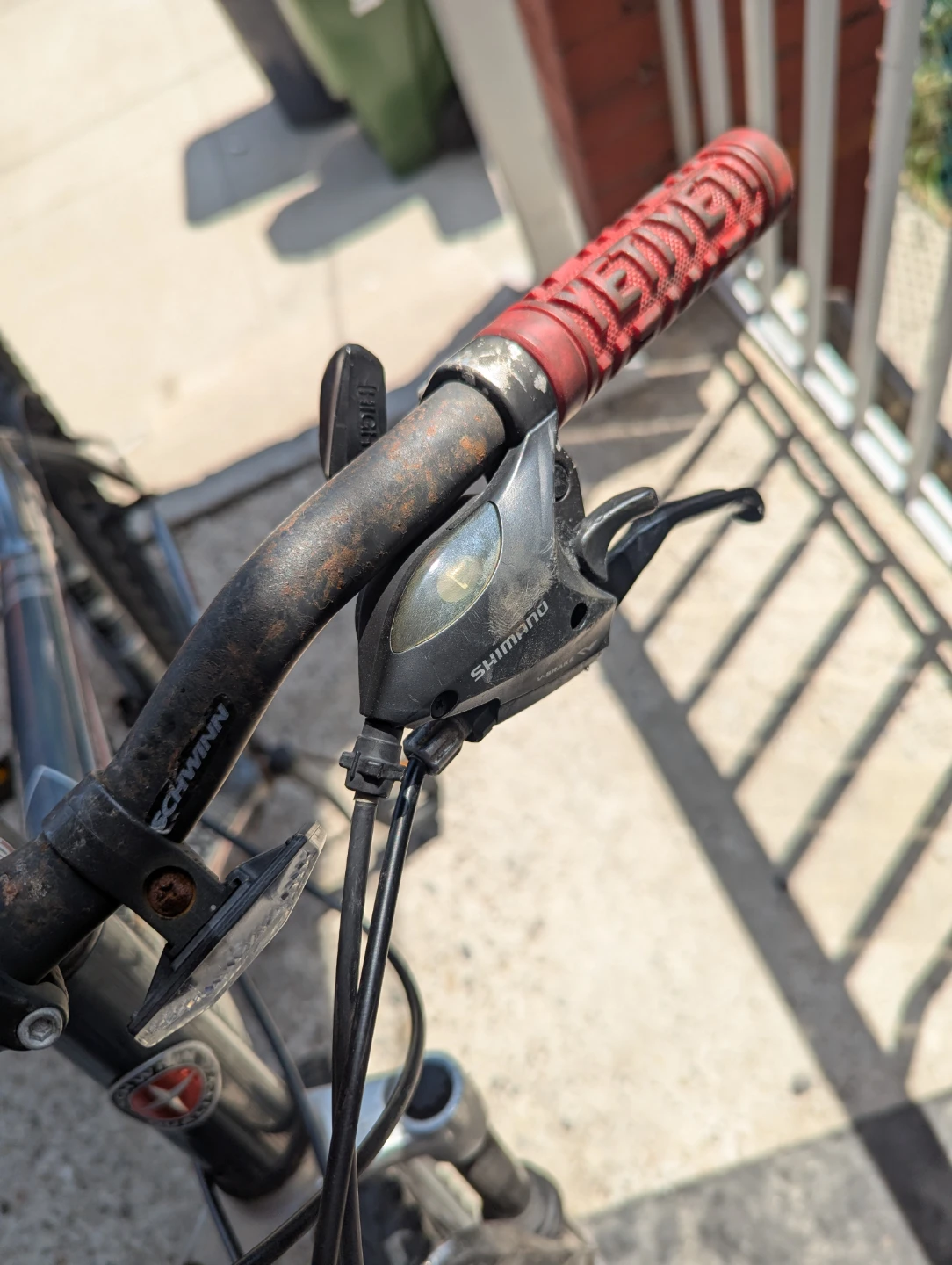 Schwinn 21-Speed Mountain Bike – For Parts or Fix-Up - photo 5