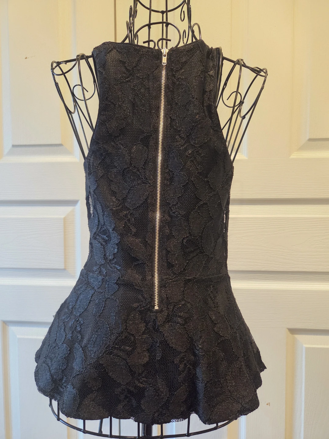 Express Black Lace Peplum Top - photo 2