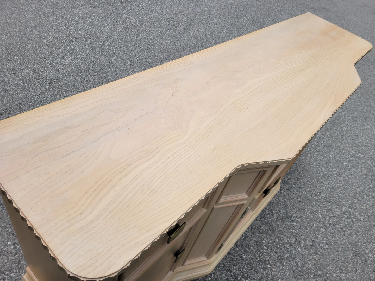 Vintage Bleached Oak Sideboard / Console Table / Buffet. - photo 5
