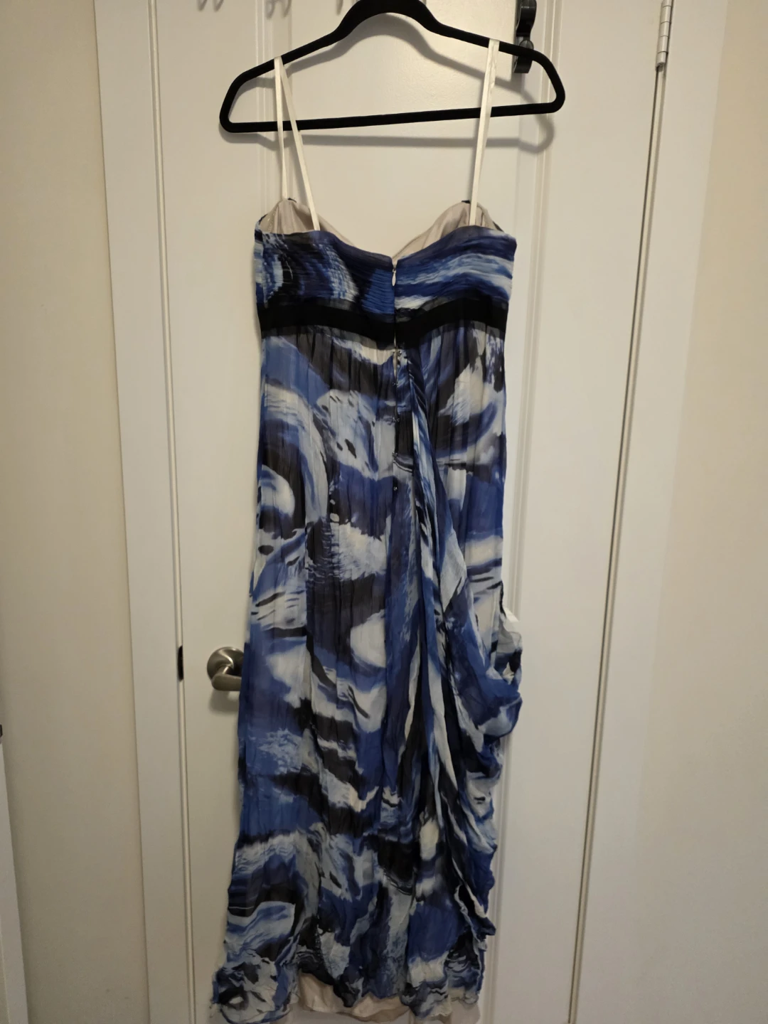 BCBGMaxazria Blue Abstract Print Maxi Dress Size 12 - photo 2