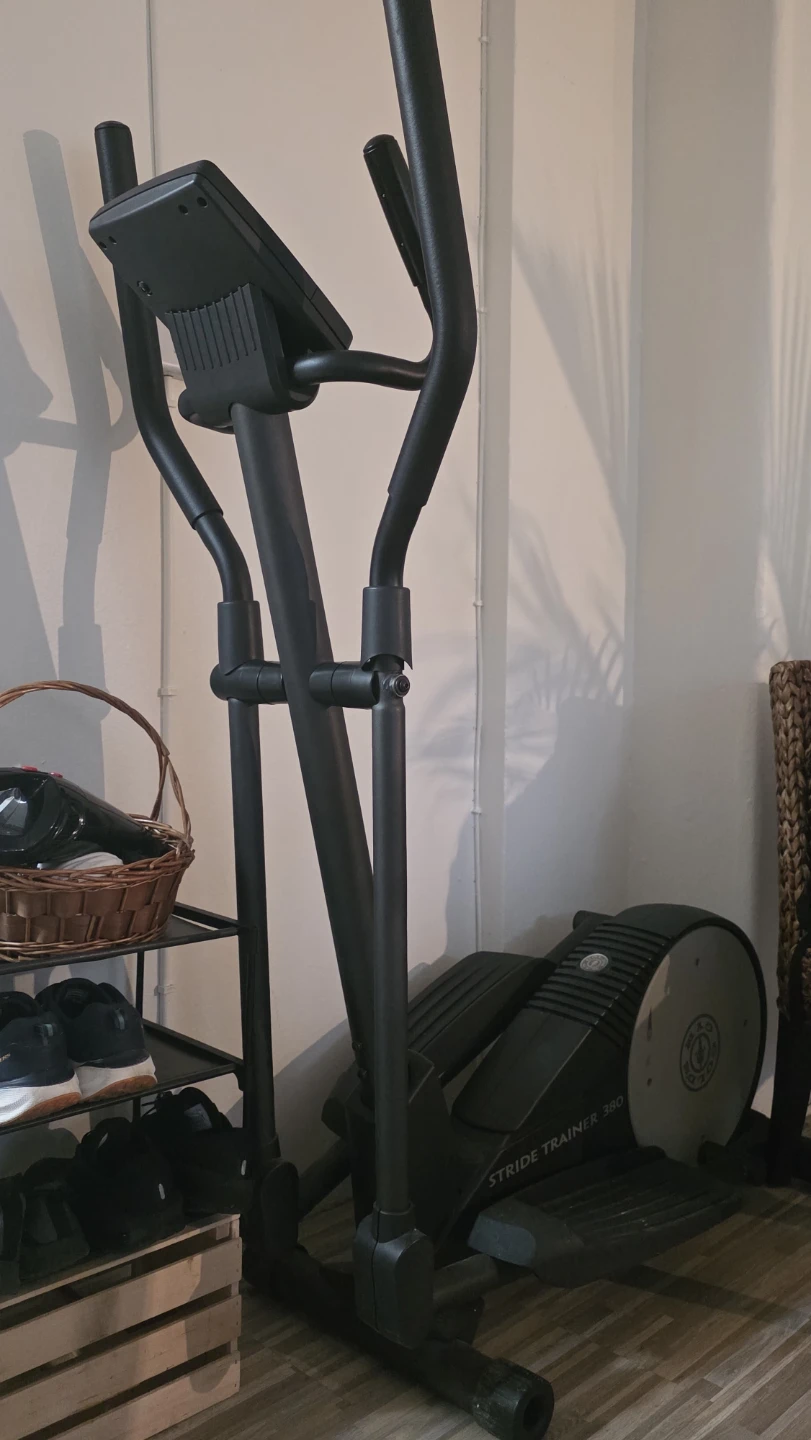 Gold's Gym Stride Trainer 380 Elliptical - photo 2
