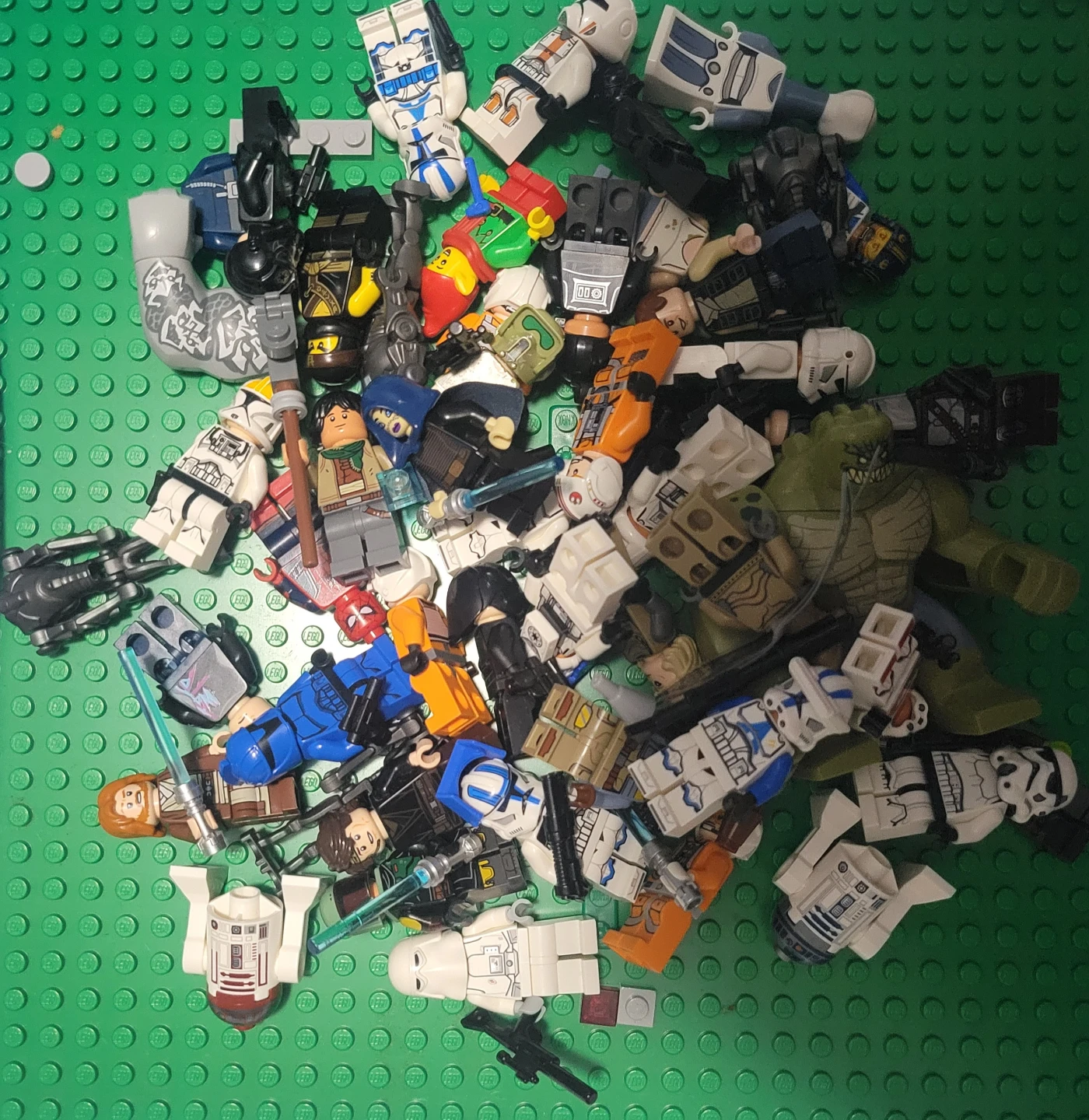 Lego Minifig Bulk STAR WARS,DC,MARVEL,Ninjago 38+ Figures
