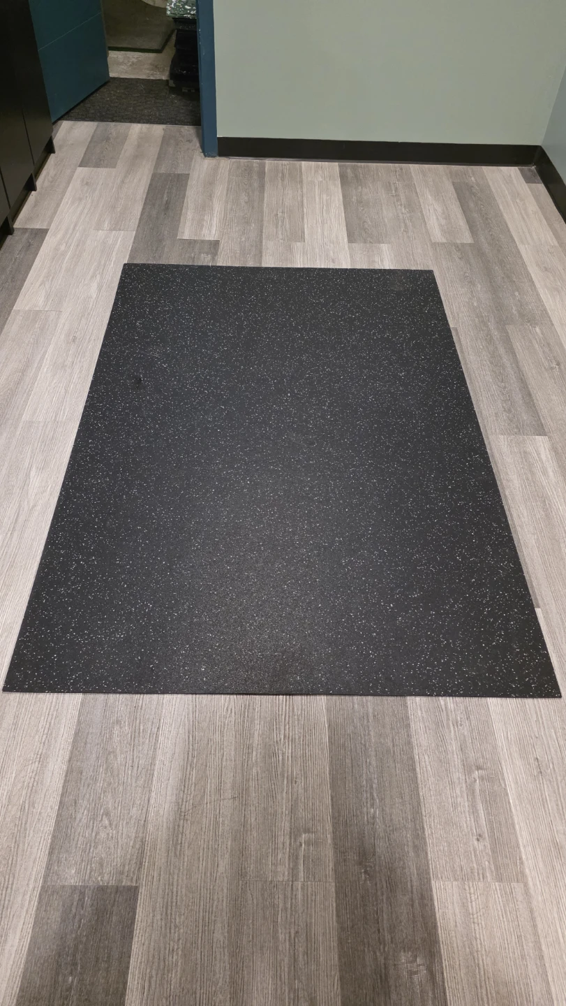 💪 6ft x 4ft Gym Mats 3mm - $35 - photo 2