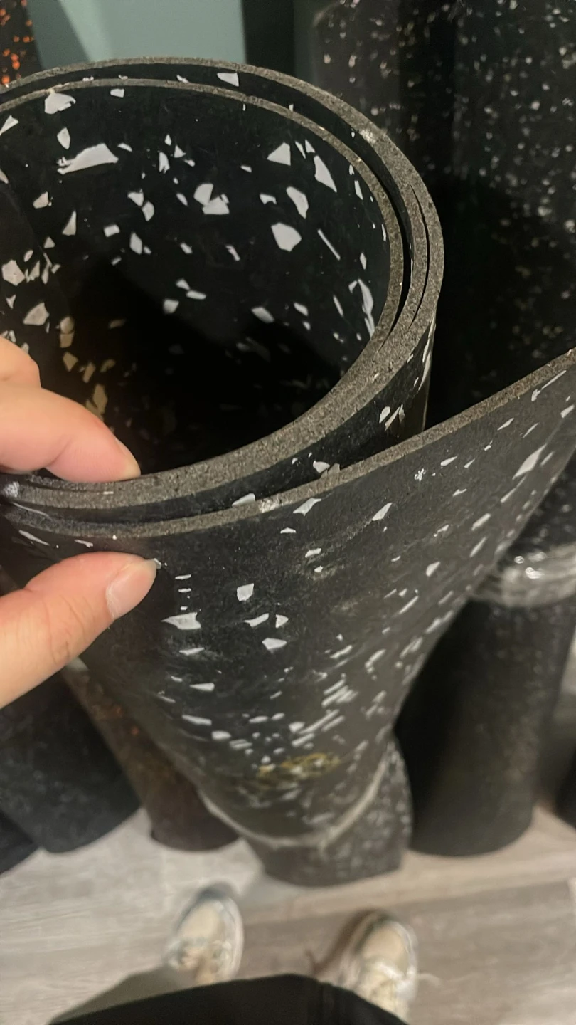💪 6ft x 4ft Gym Mats 3mm - $35 - photo 4