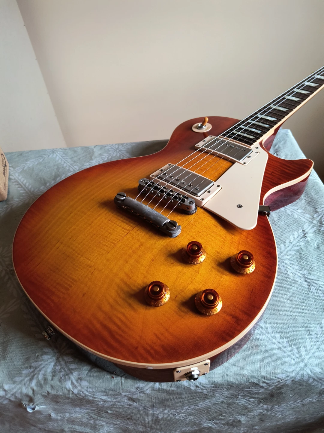 Gibson Les Paul Standard Electric Guitar - photo 3