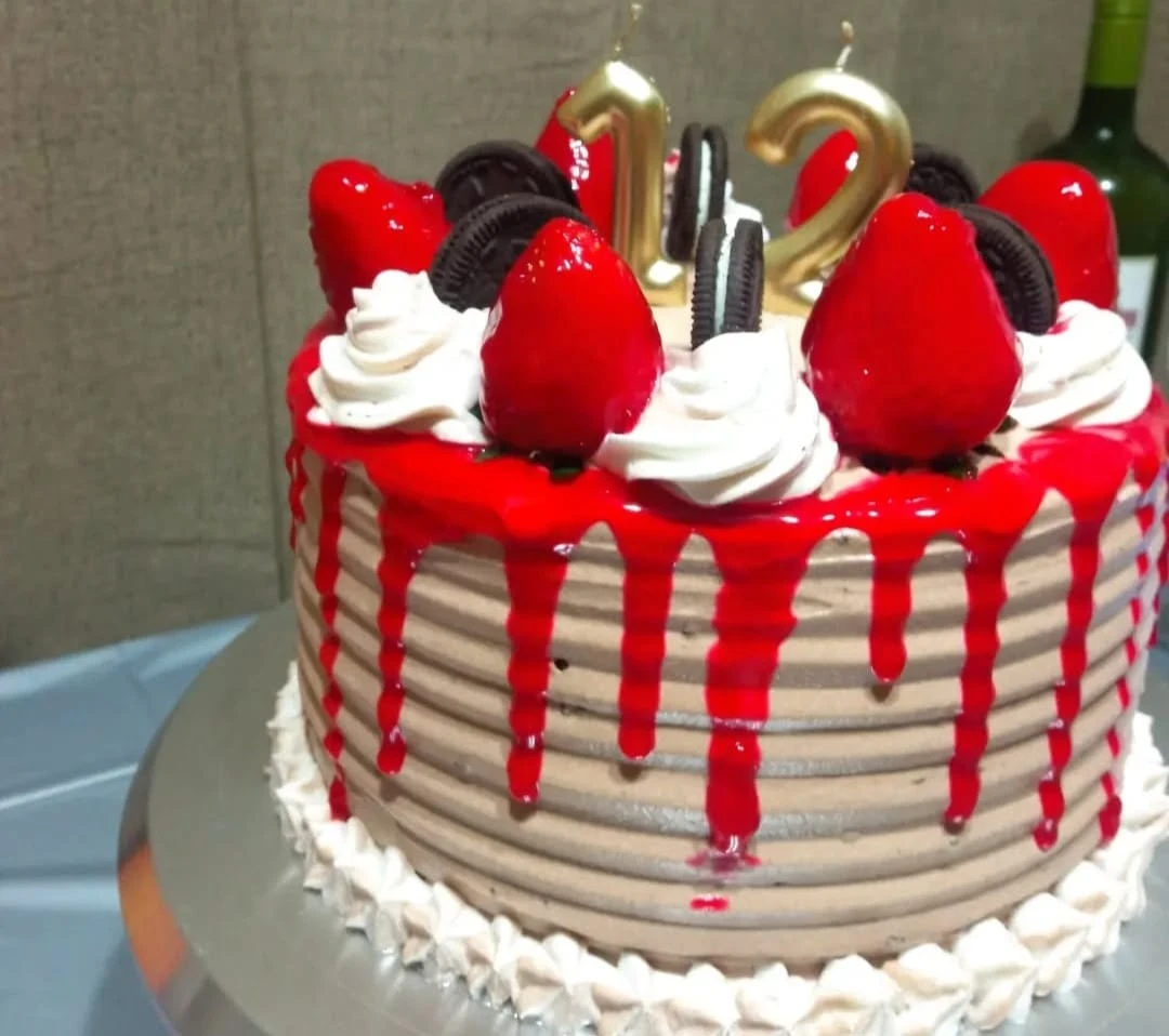 Custom Decorated Birthday Cake - photo 2