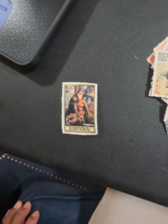 Assorted World Postage Stamps Collection - photo 4