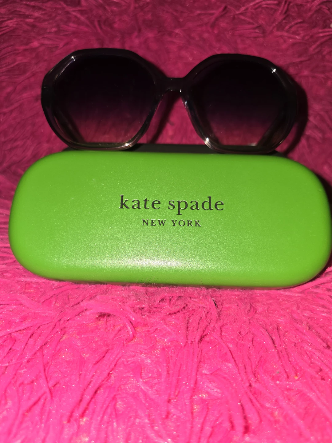 Kate Spade New York Sunglasses with Case - photo 3
