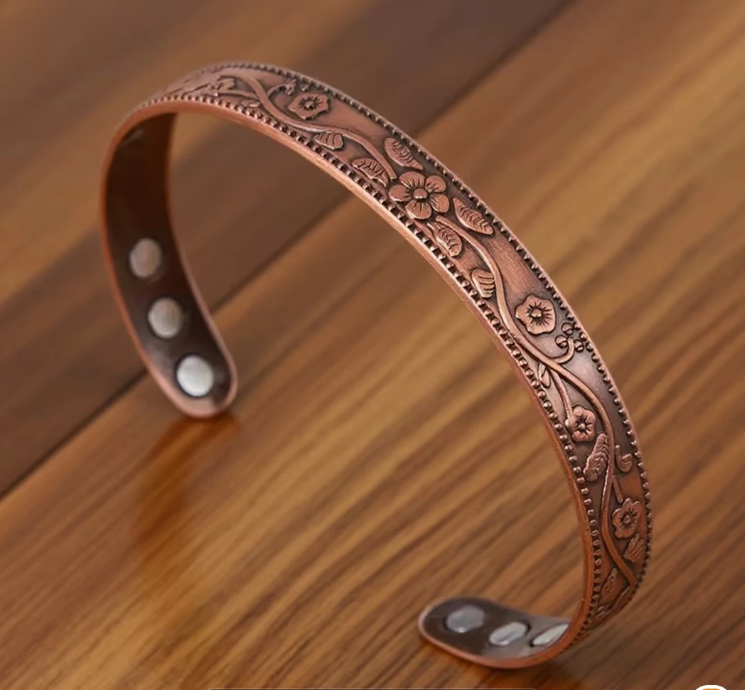 Copper floral embossed magnetic bracelet - photo 3