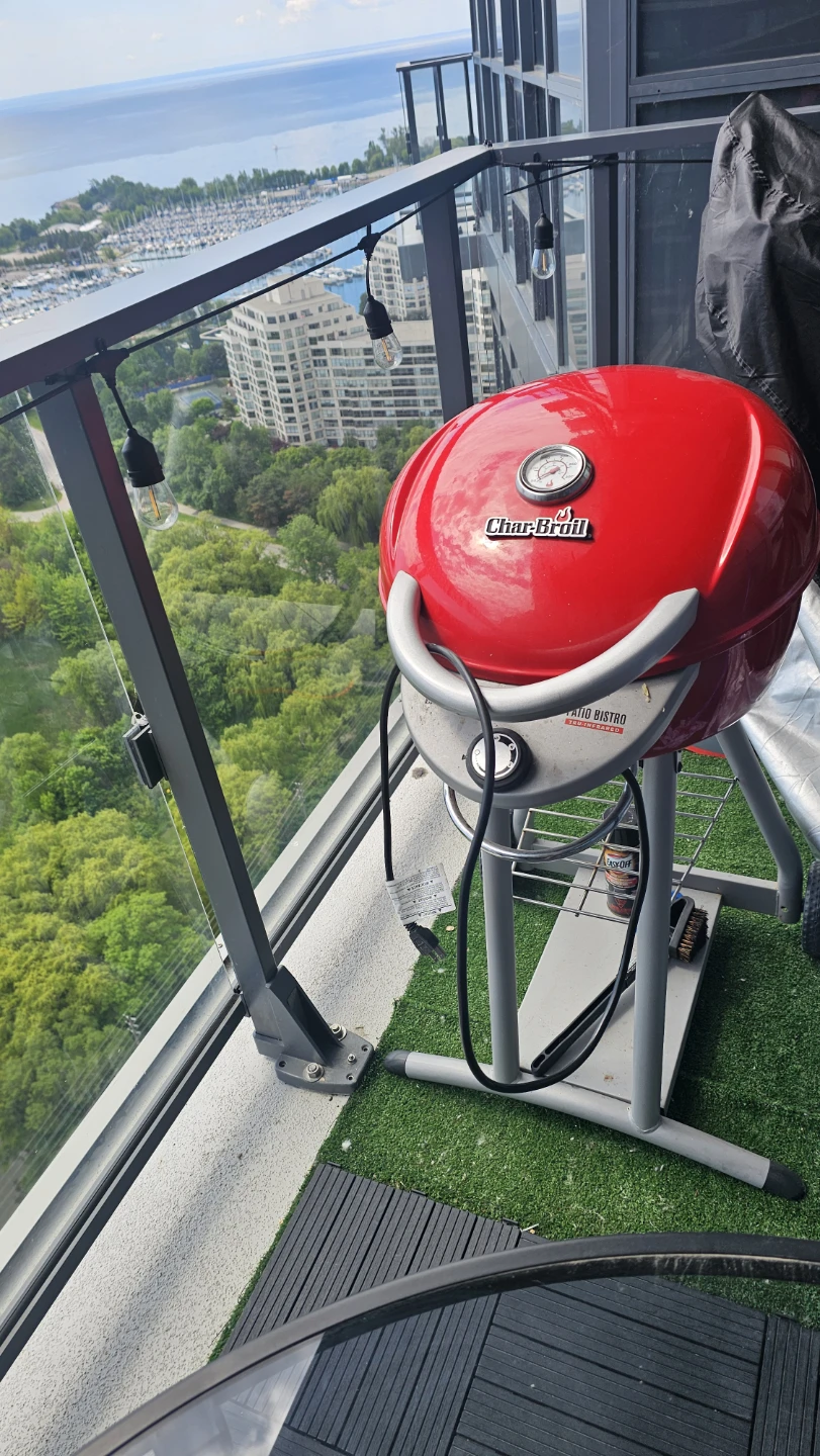 Char-Broil Patio Bistro Red Grill