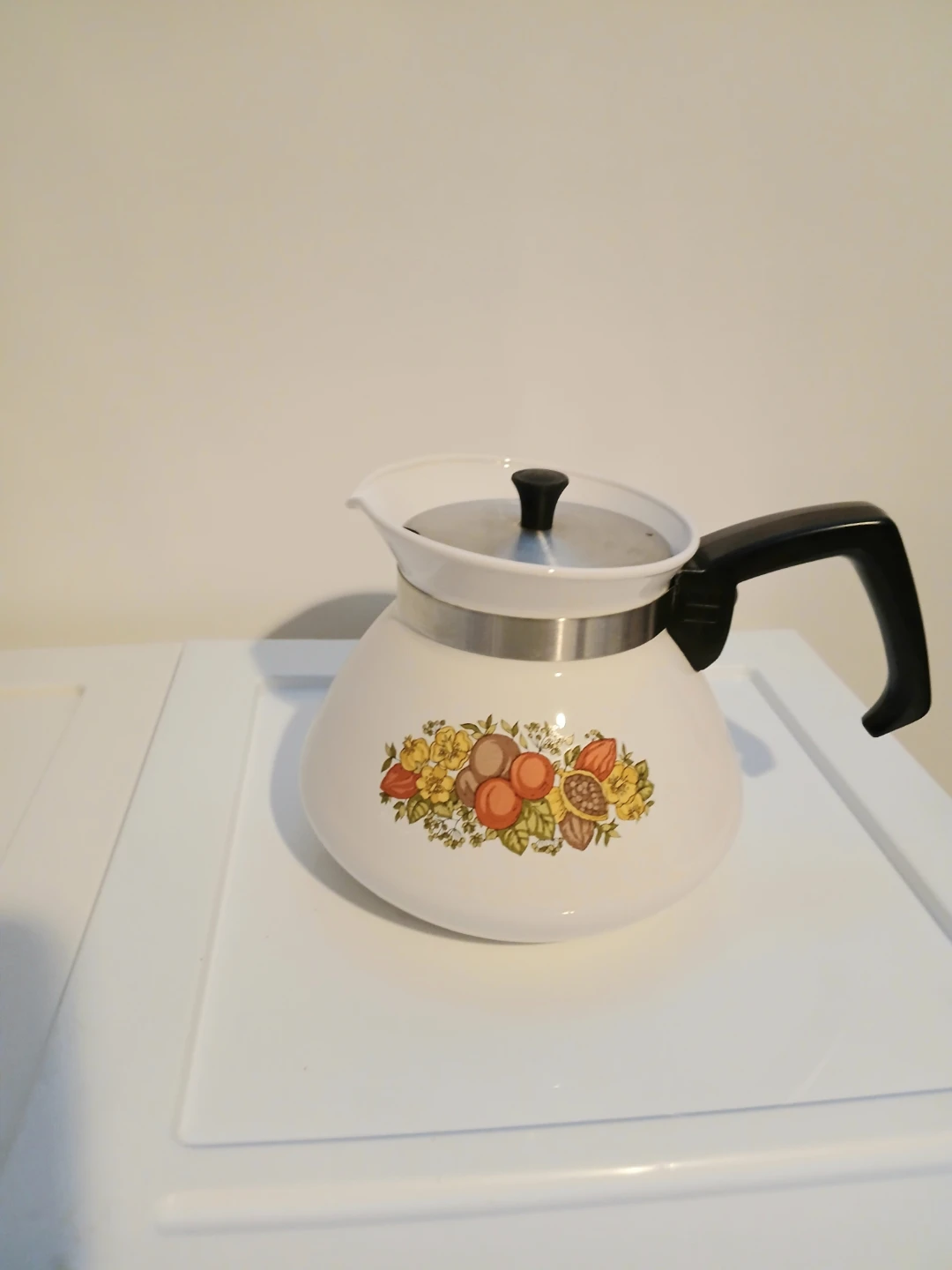 Corning Ware P-104 6 Cup Coffee Pot