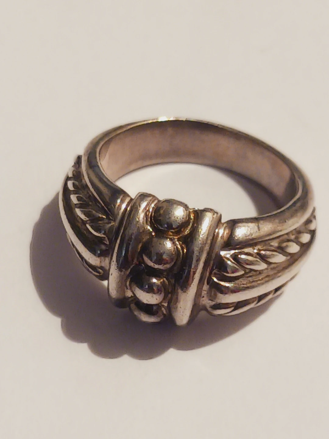 JUDITH RIPKA 925 SIGNED STERLING SILVER RING. 6.