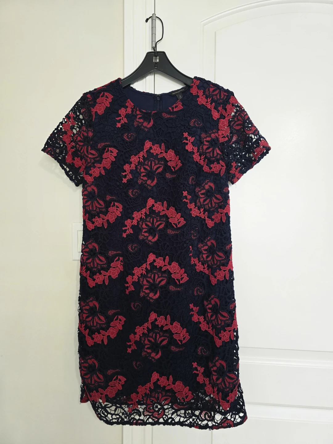 Banana Republic Navy & Red Lace Dress - Size 8