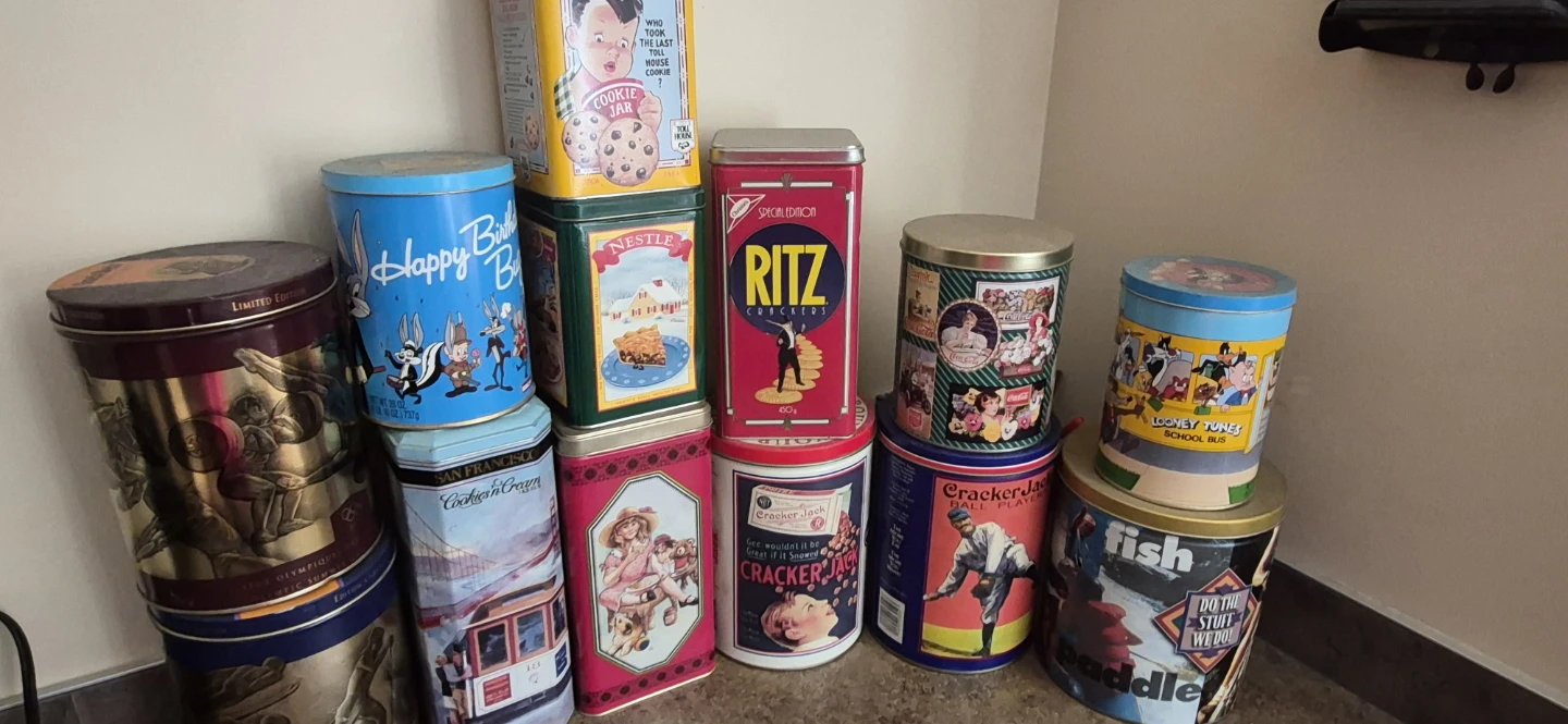 Assorted Collectible Tins - photo 4