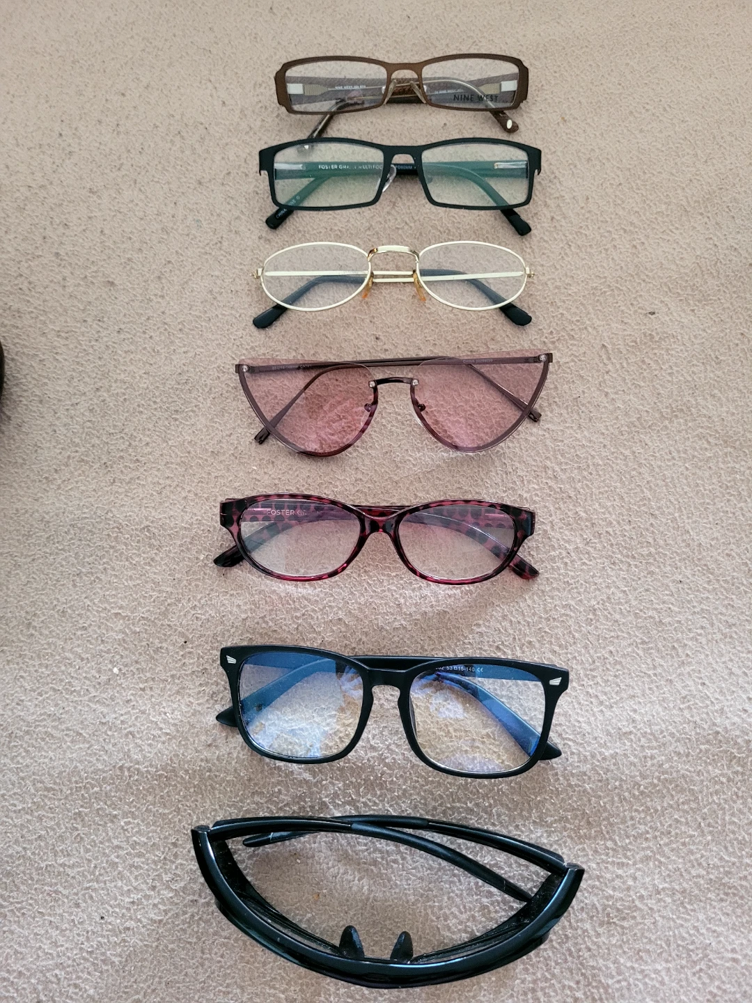 Assorted Eyeglasses⚽