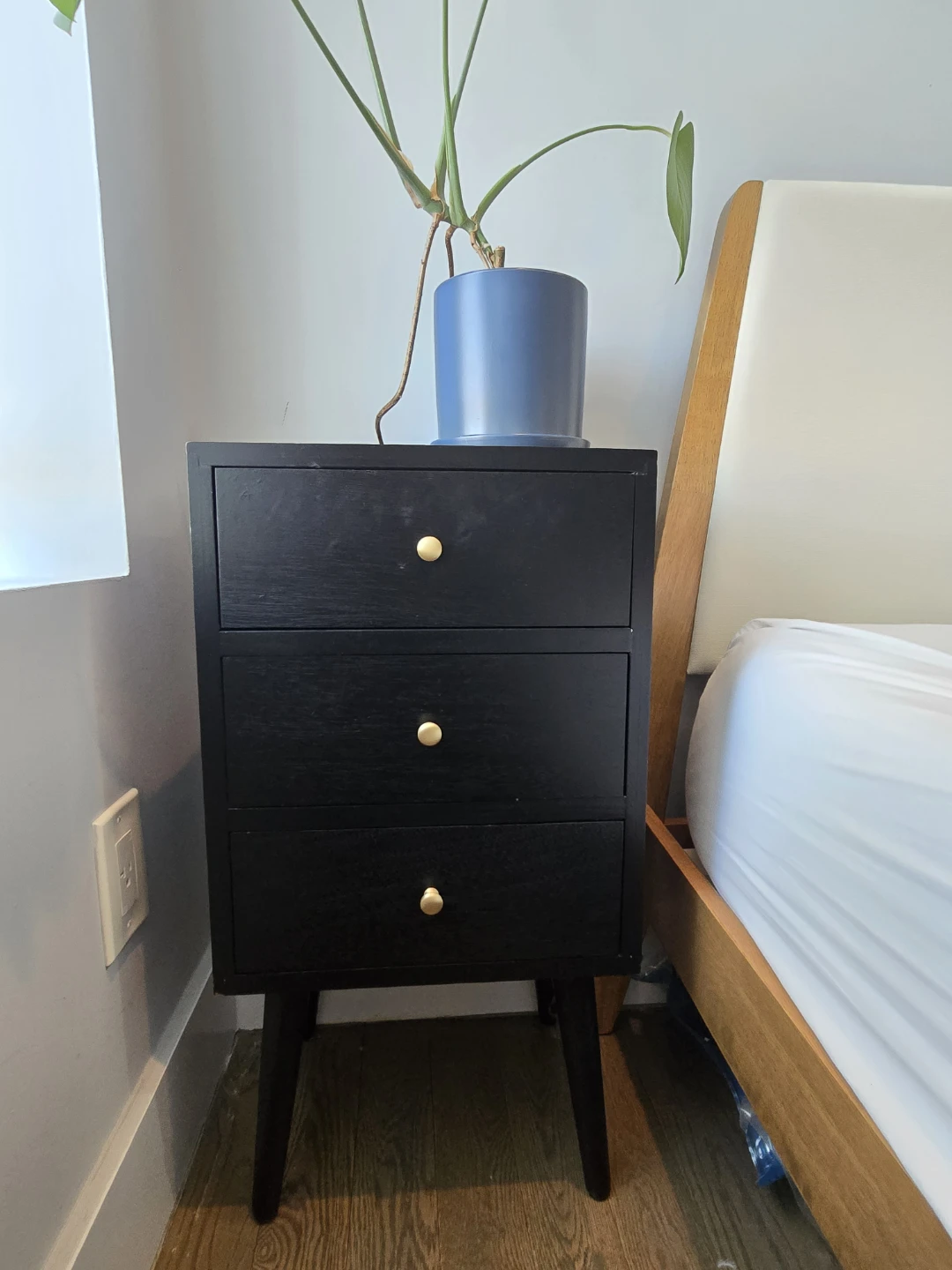 Black 3-Drawer Nightstand