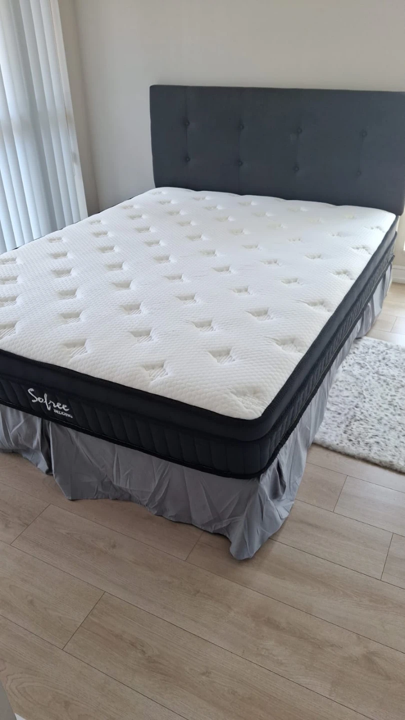 Queen bed for sale - photo 3