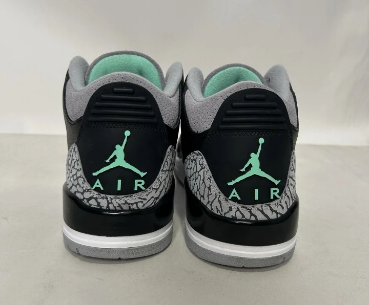 Jordan 3 Retro 'Dark Cement' Sneakers 13 Mens - photo 2