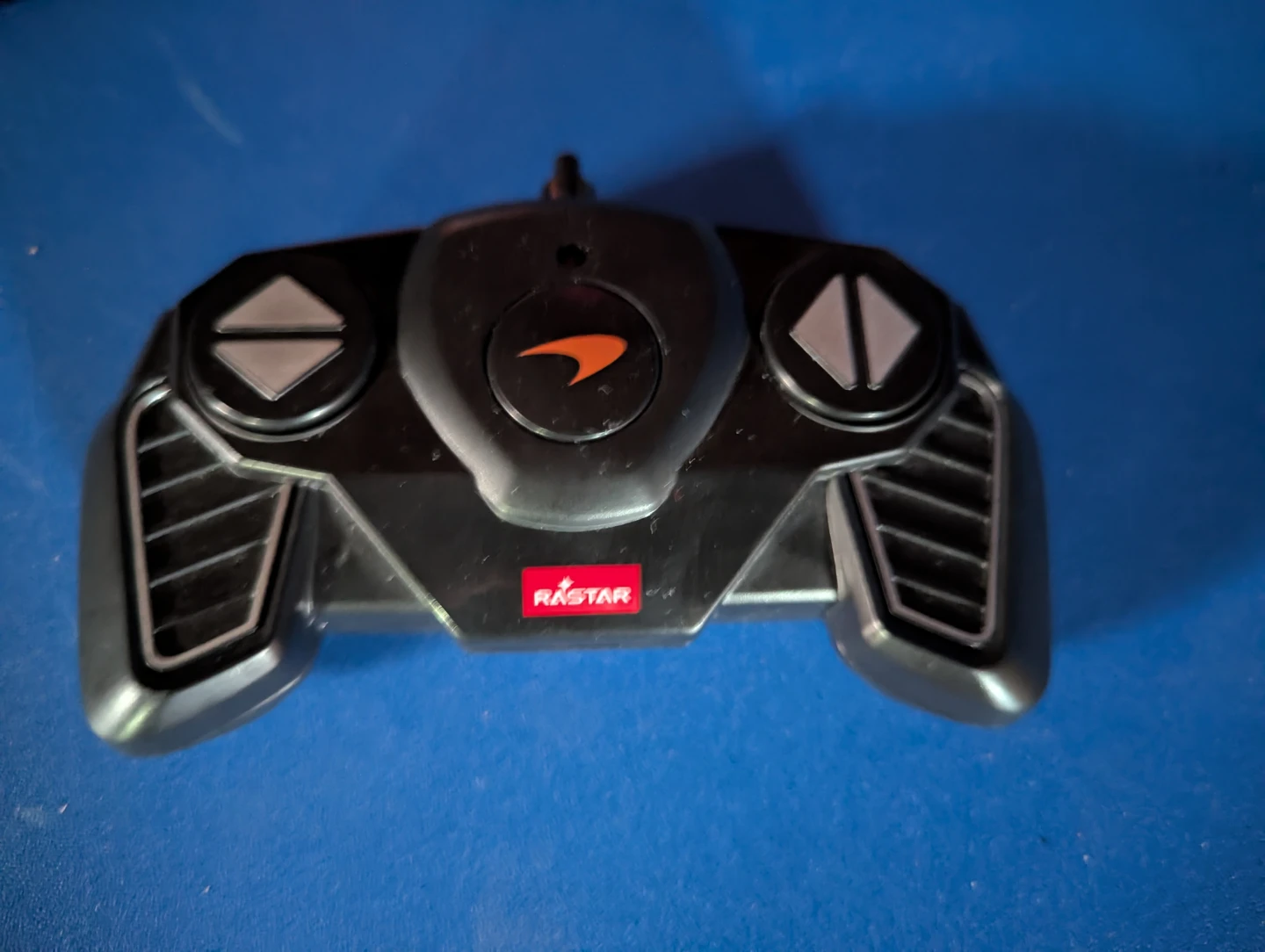 Rastar McLaren F1 RC Car - photo 3