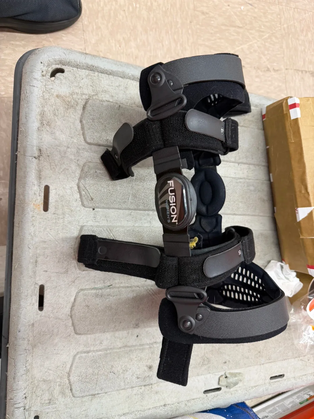Breg Fusion Knee Brace - photo 2