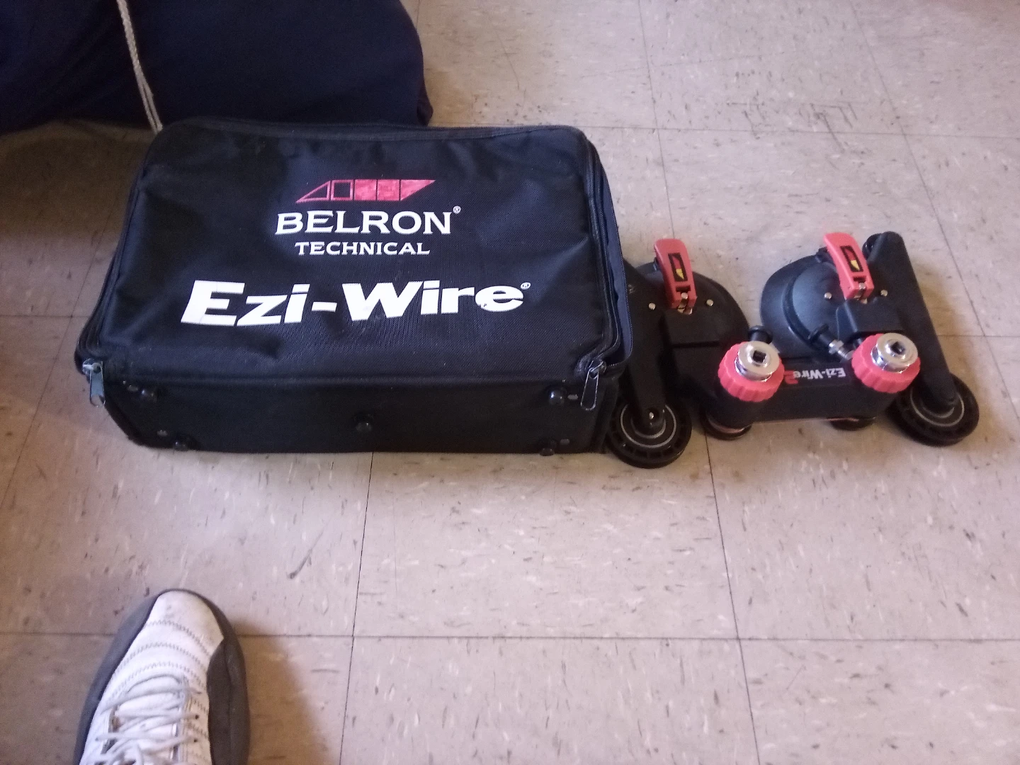 Belron Ezi-Wire Technical Bag with Wire Puller
