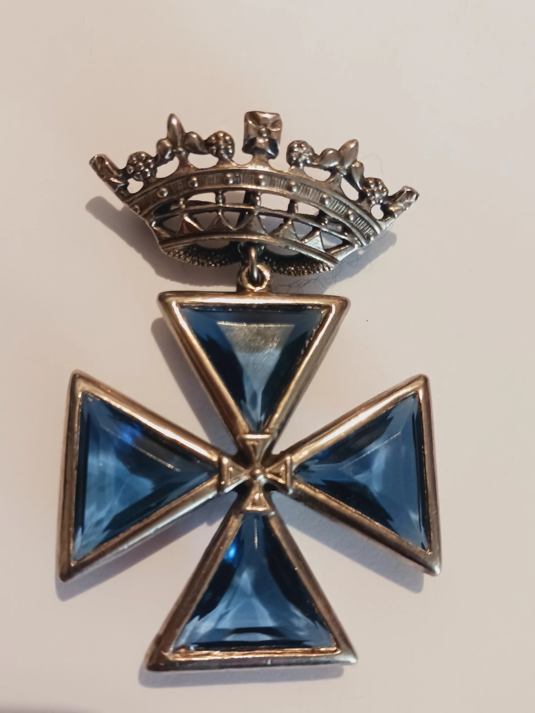 Gorgeous Vintage Maltese Cross with Crown Pendant/Brooch - photo 3