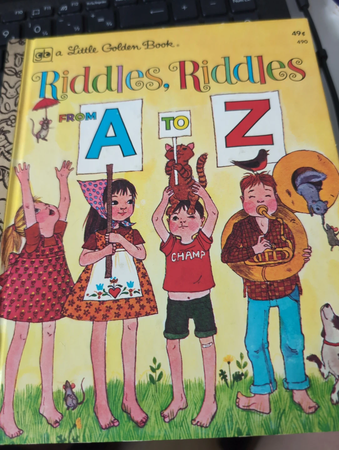 Little Golden Book: Riddles, Riddles From A to Z