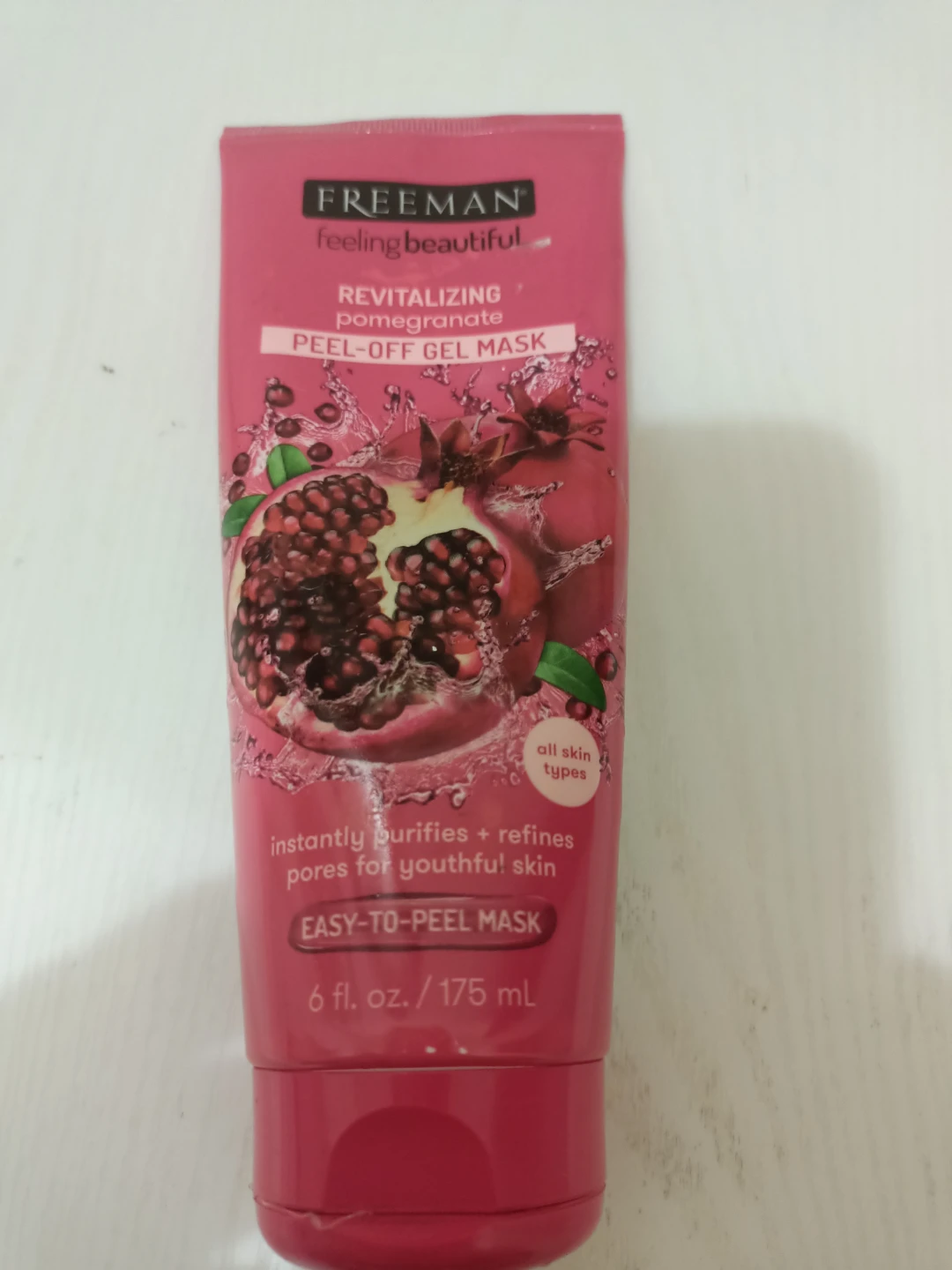 Freeman Revitalizing Pomegranate Peel-Off Gel Mask 6 fl. oz.⚽